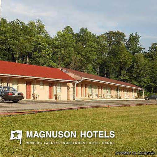 Motel 22 Mapleton Depot Huntingdon Extérieur photo